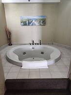 Travelodge by Wyndham Amherst