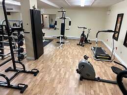 Travelodge by Wyndham Amherst