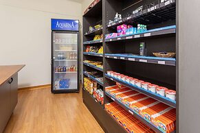 Travelodge by Wyndham Amherst