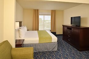 Comfort Inn & Suites New Orleans Airport North