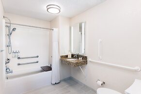 Candlewood Suites Eagan Arpt South - Mall Area by IHG