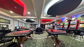 Best Western Hotel & Casino Kamuk