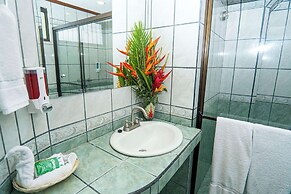 Best Western Hotel & Casino Kamuk