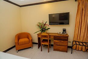 Best Western Hotel & Casino Kamuk