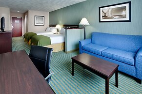 Holiday Inn Express and Suites, an IHG Hotel