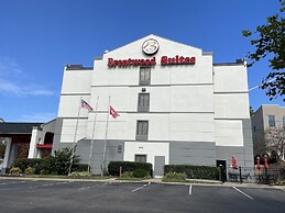 Brentwood Suites, Ascend Hotel Collection