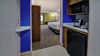 Holiday Inn Express & Suites Crossville by IHG