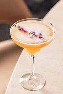 Holiday Inn Warwick Farm by IHG