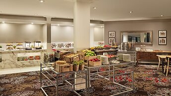 Holiday Inn Warwick Farm by IHG