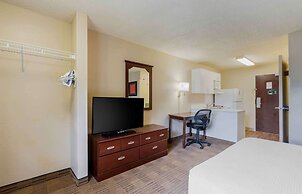 Extended Stay America Select Suites Orlando Maitland 1760 Pe