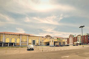 Casino Queen Hotel