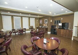 Lakeview Inns & Suites - Edson Airport
