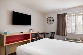 Red Lion Inn & Suites Ontario