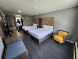 AmeriVu Inn and Suites - Hayward WI