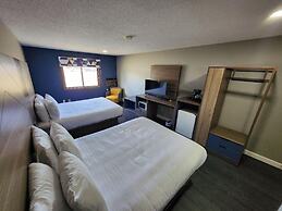 Super 8 by Wyndham Hayward WI