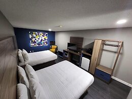 Super 8 by Wyndham Hayward WI