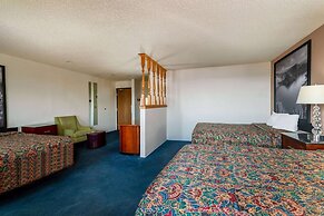 Super 8 by Wyndham Pendleton