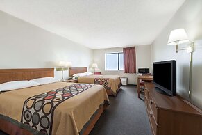 Super 8 by Wyndham Smithville/Kansas City