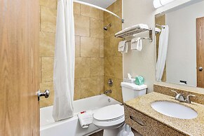 Econo Lodge Akron Copley Northwest