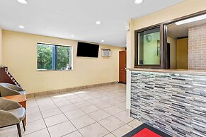 Econo Lodge Akron Copley Northwest