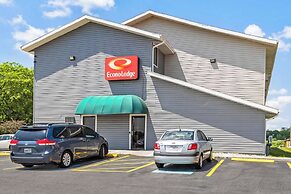 Econo Lodge Akron Copley Northwest