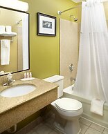 Super 8 by Wyndham St. Clairsville OH/Wheeling WV Area