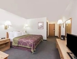 Super 8 by Wyndham Bernalillo