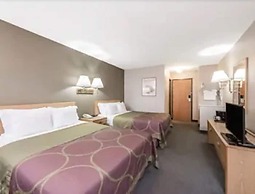 Super 8 by Wyndham Bernalillo