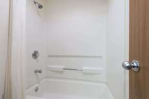 Super 8 by Wyndham Bernalillo