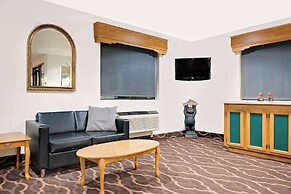 Super 8 by Wyndham Ashland