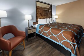 Super 8 by Wyndham Summersville/New River National Park