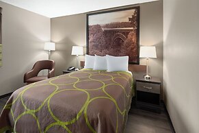 Super 8 by Wyndham Summersville/New River National Park