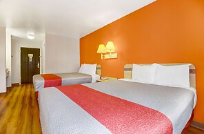 Motel 6 Espanola, NM
