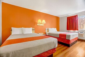 Motel 6 Espanola, NM