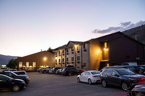 Super 8 by Wyndham Gardiner/Yellowstone Park Area