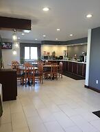 Super 8 by Wyndham Zanesville