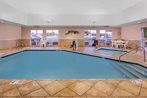 Super 8 by Wyndham Madison South