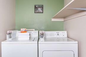 Super 8 by Wyndham Rock Springs