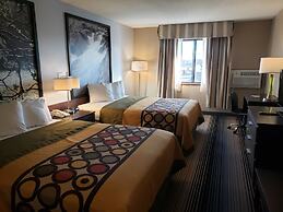 Super 8 by Wyndham Milwaukee Airport