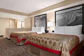 Ramada by Wyndham Niagara Falls Near the Falls