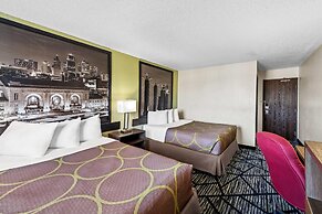 Super 8 by Wyndham Independence Kansas City