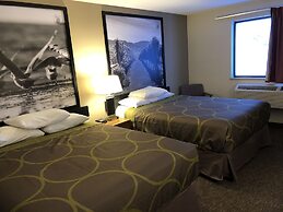 Super 8 by Wyndham Salmon Arm