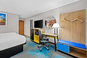 Days Inn by Wyndham Brunswick Bath Area