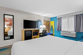 Days Inn by Wyndham Brunswick Bath Area