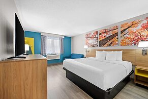 Days Inn by Wyndham Brunswick Bath Area