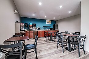 Days Inn by Wyndham Brunswick Bath Area