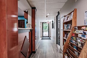 Days Inn by Wyndham Brunswick Bath Area