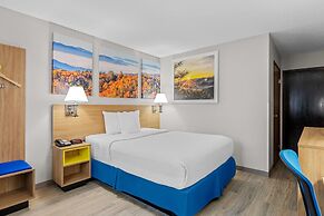 Days Inn by Wyndham Brunswick Bath Area