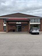 Super 8 by Wyndham Watertown WI
