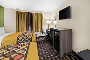 Super 8 by Wyndham Watertown WI